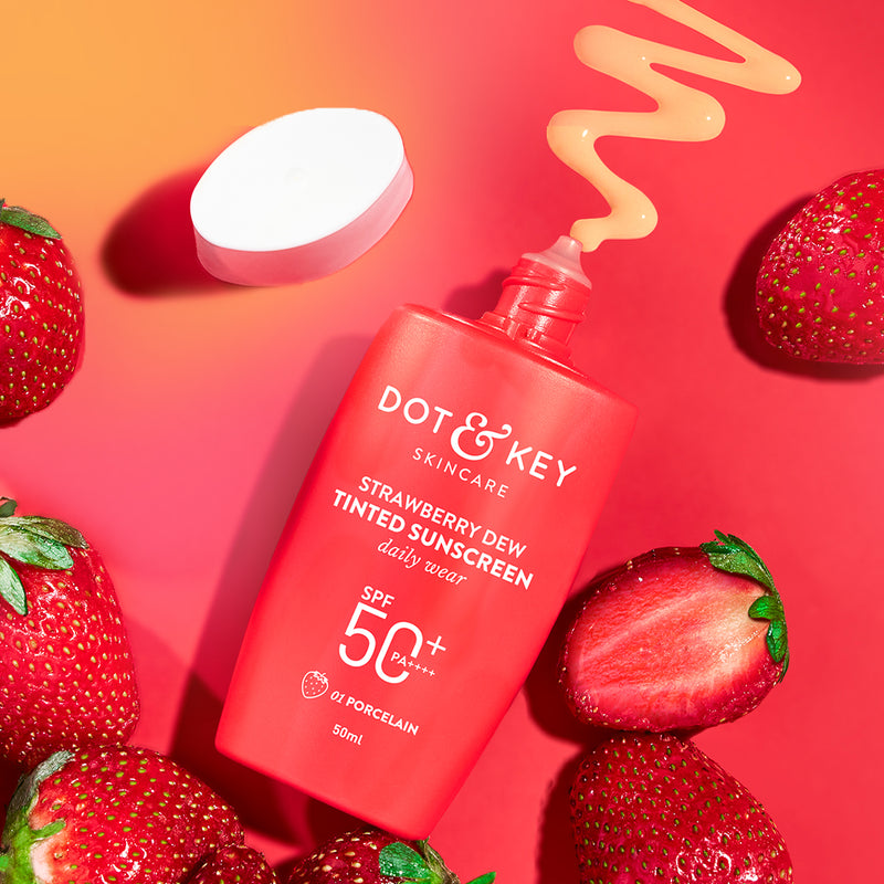 Dot & Key Strawberry Dew Tinted Sunscreen SPF 50+ Dailly Wear - 01 Porcelain Shade