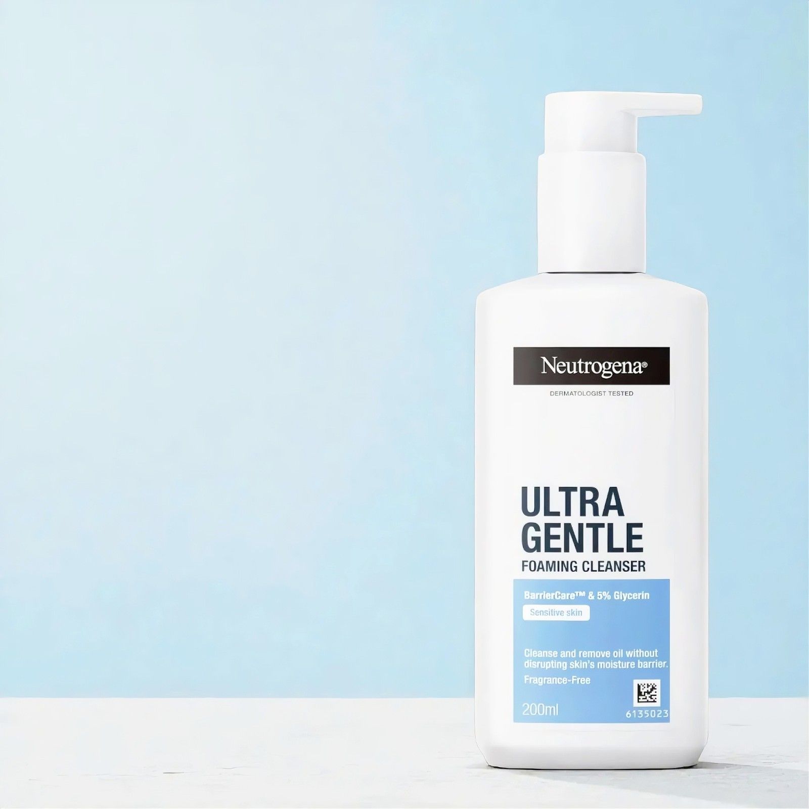 Neutrogena Ultra Gentle Foaming Cleanser 200ml